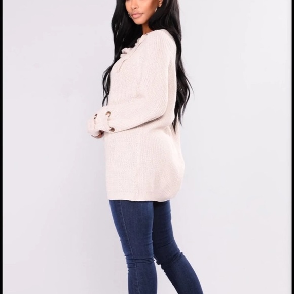 (SOLD) Fashion Nova Sweater -blush - Picture 7 of 8